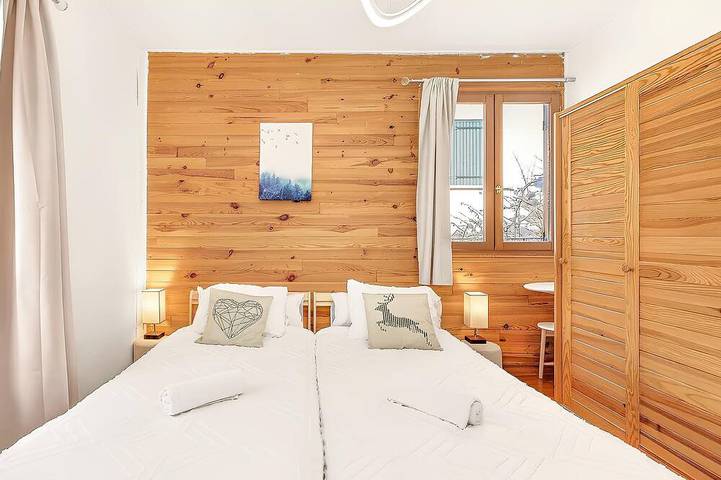 Gîte pour 6 personnes, avec jacuzzi ainsi que jardin et terrasse à Seyne-les-Alpes - 3