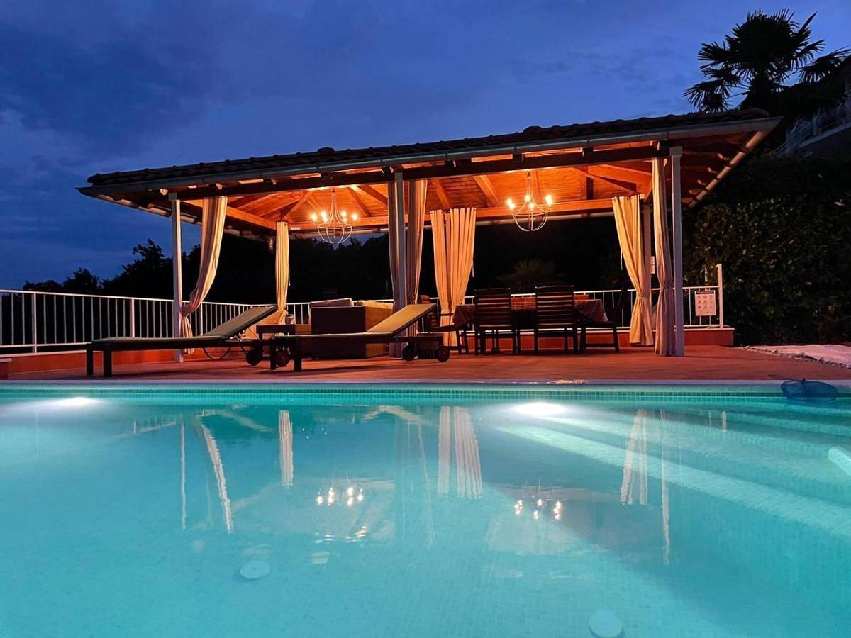 Villa Lovran - 150 m to the beach - infinity pool - incredible sea view - fitness gym in Lovran, Opatija Riviera