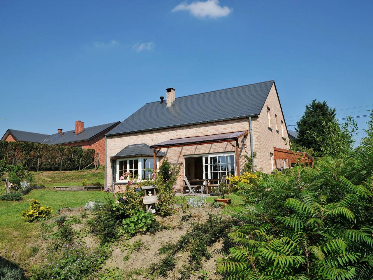 Chalet in Somme-Leuze mit Whirlpool & Sauna in Somme-Leuze, Region Namur