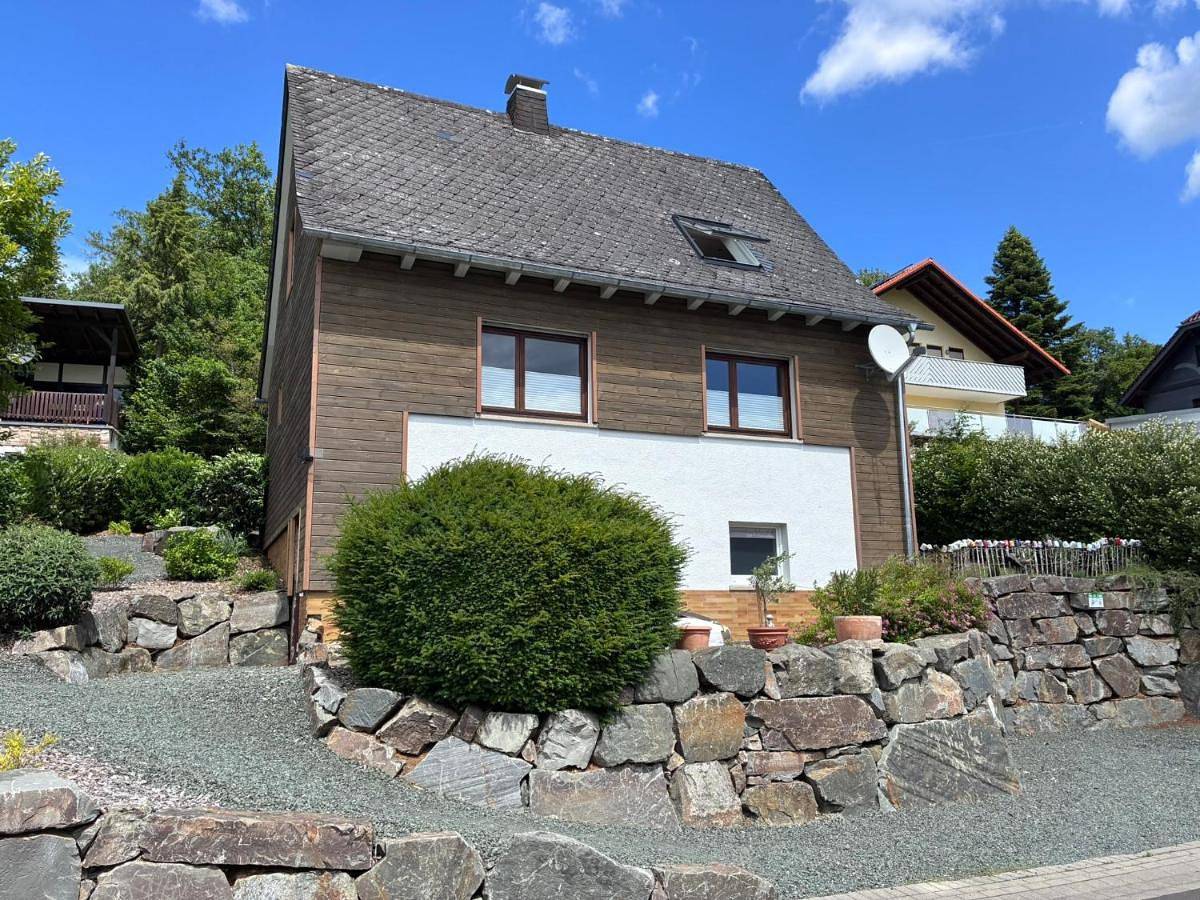 Ganze Wohnung, Apartmenthaus Ruhezeit in Bad Endbach, Naturpark Lahn-Dill-Bergland