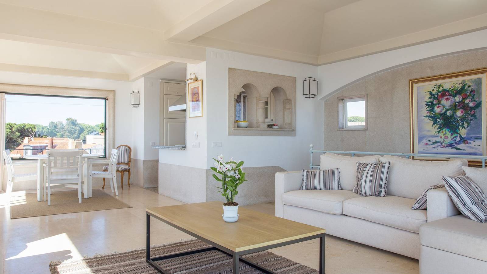 Ganze Wohnung, Ferienwohnung für 4 Personen mit Balkon in Santa Maria Maior, Costa de Lisboa