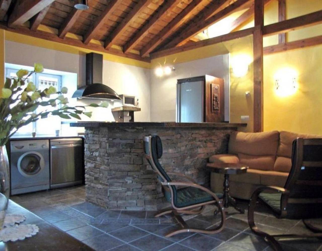 Casa rural 'Las Frascuelas' con vistas a la montaña, terraza privada y Wi-Fi in Almajano, Provincia de Soria