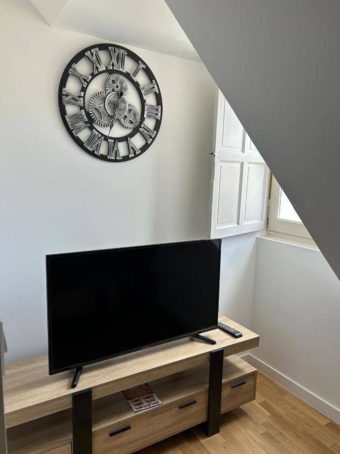 Appartement entier, One-Bedroom Apartment in Château-Gontier-sur-Mayenne, Mayenne