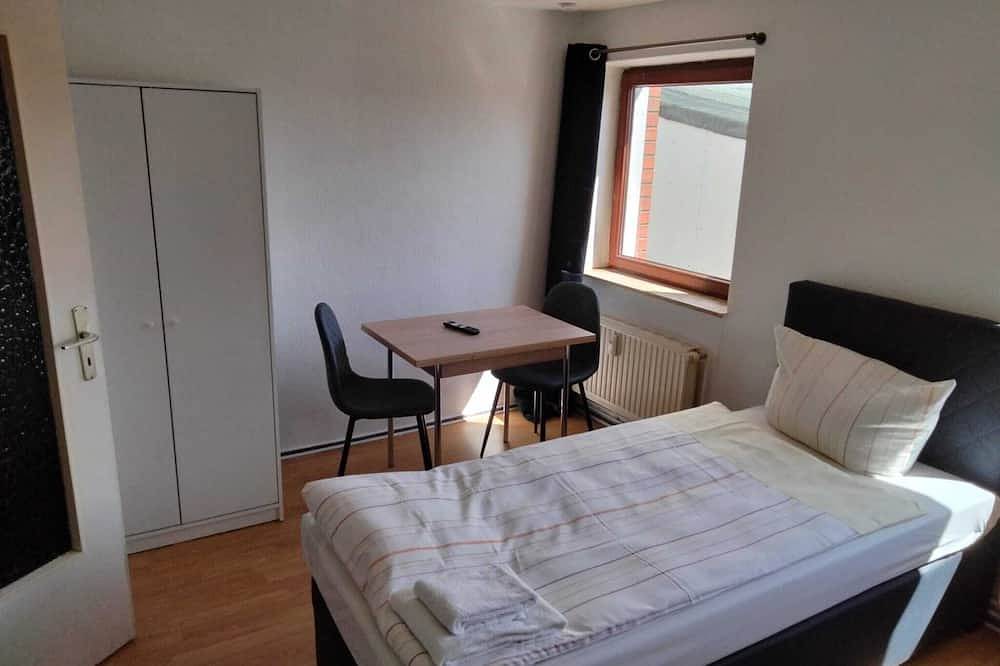 Wasbeker Straße 65 W1 - 3 Schlafzimmer mit Parkplatz in Neumünster, Schleswig-Holstein Binnenland