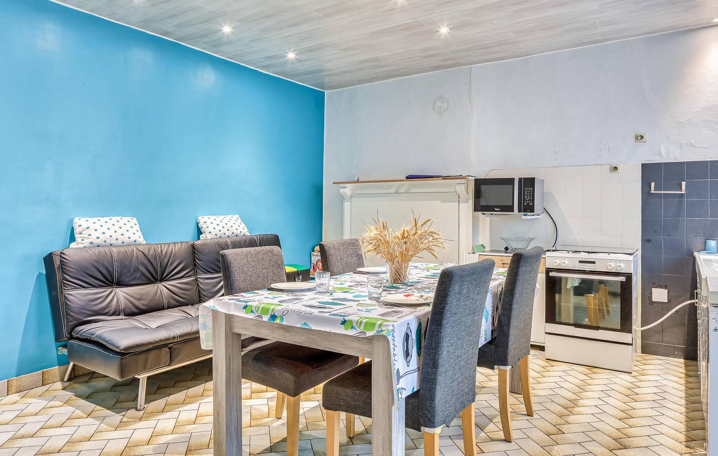 Appartement confortable avec jardin et parking, à 2 km de Saint-Ouen-la-Rouërie in Montanel, Région d'Avranches