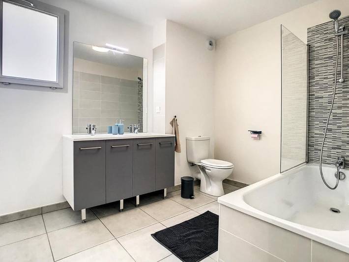 Location de vacances pour 8 personnes, avec jardin à Tournefeuille - 4