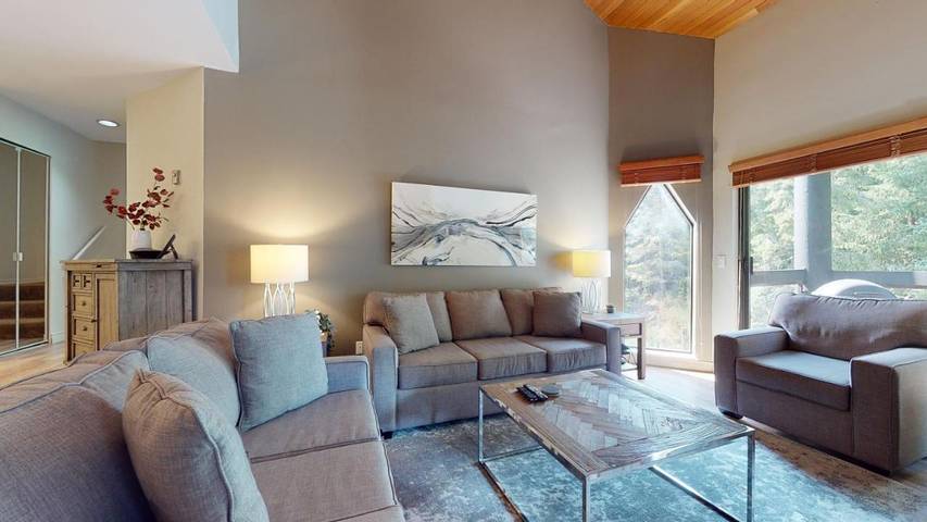 Ferienhaus für 6 Personen, mit Terrasse und Pool sowie Whirlpool in Whistler
