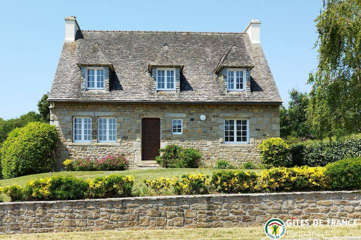 Maison de vacances pour 10 personnes, avec terrasse et jardin dans Morgat