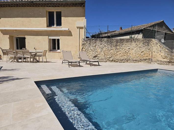 Chalet para 6 personas, con terraza y piscina - 1