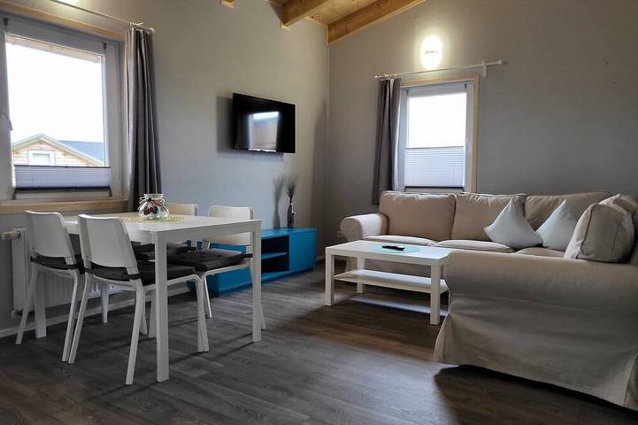 Ferienwohnung für 5 Personen, mit Garten und Terrasse sowie Sauna, mit Haustier in Mecklenburgische Schweiz - 4