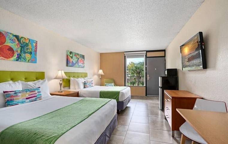 Hotel for 4 people, with yard and balcony in Kissimmee