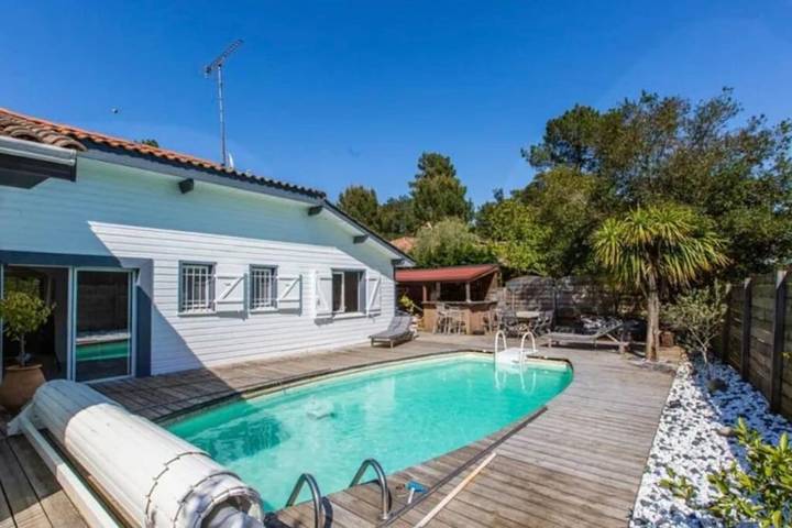Villa pour 12 personnes, avec Terrasse et Piscine à Labenne