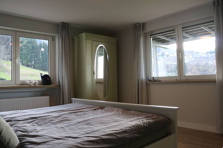 Apartamento inteiro, Dusamos vacation apartment with mountain view & terrace in Bühl-Bühlertal (Baden-Württemberg), Buhlertal