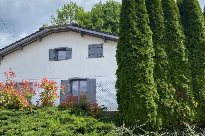 Maison pour 12 personnes, avec Terrasse et Jardin à Le Thillot