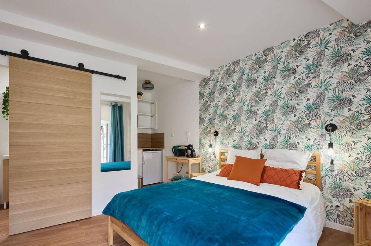 Appartement entier, Superior Studio in Fontaine-lès-Dijon, Région de Dijon