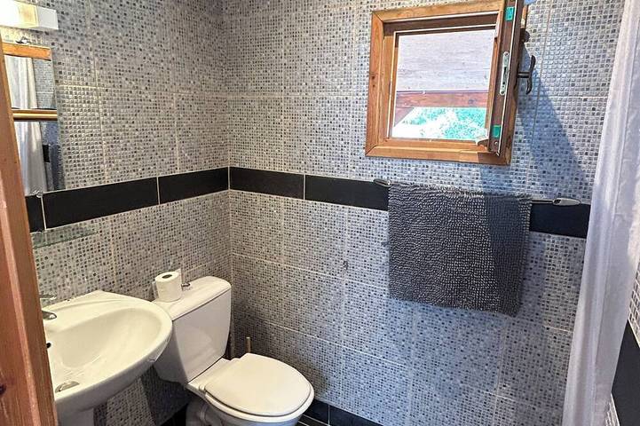 Gîte pour 4 personnes, avec jacuzzi et piscine dans Ernes - 4