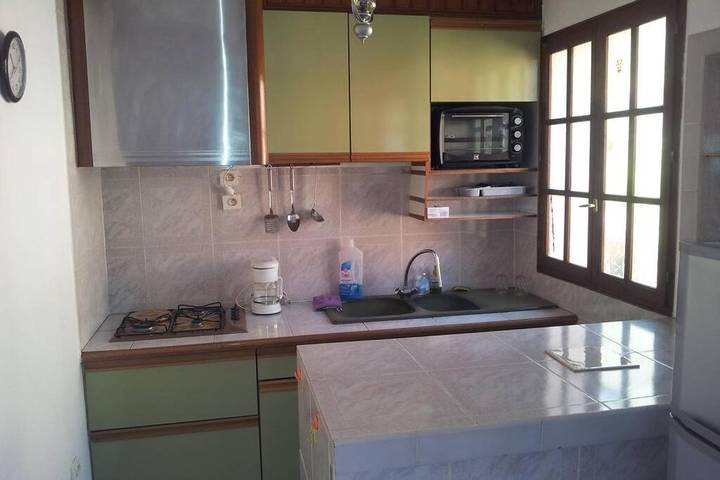 Gîte pour 4 personnes, avec balcon dans Bellaffaire - 3