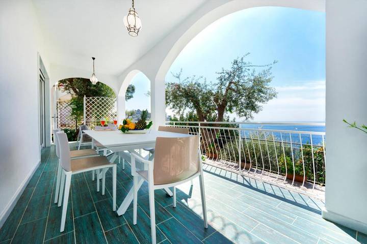 Appartamento per 5 persone, con panorama e giardino in Nerano