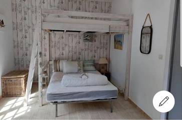 Gîte pour 9 personnes, avec terrasse dans Plage de la Clère