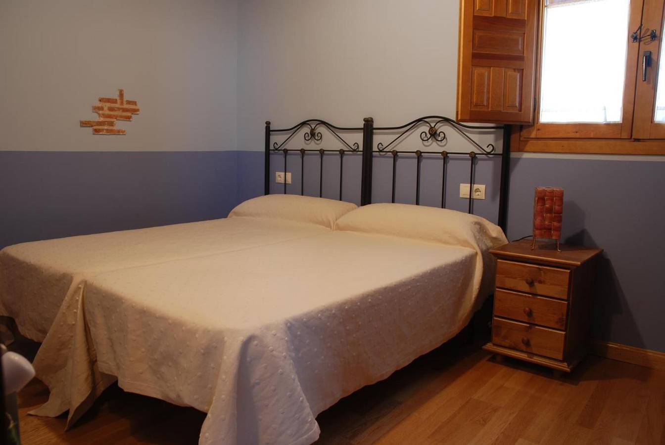 Holiday home for 4 people with balcony in San Cristóbal de Segovia, Segovia Province