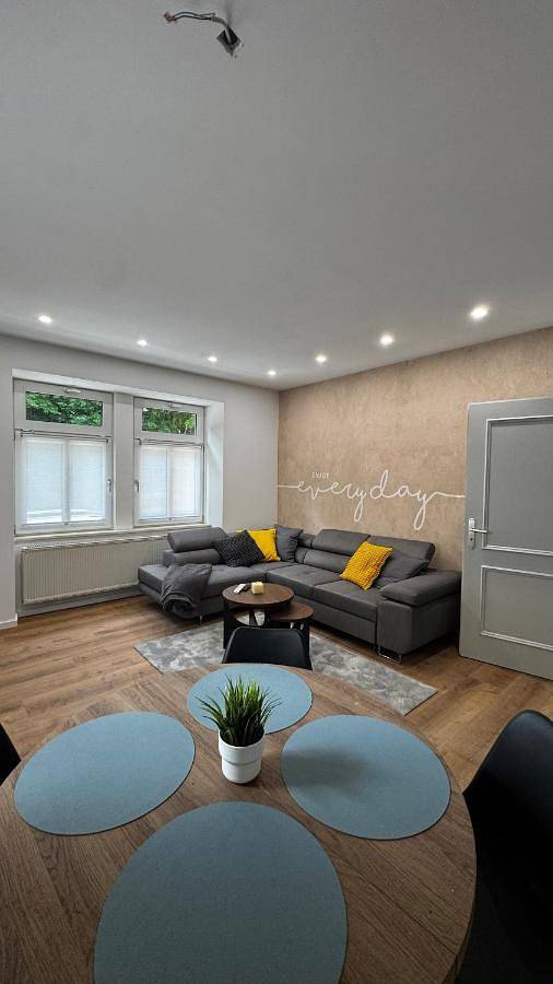 Ferienwohnung für 3 Personen, mit Garten in Crailsheim