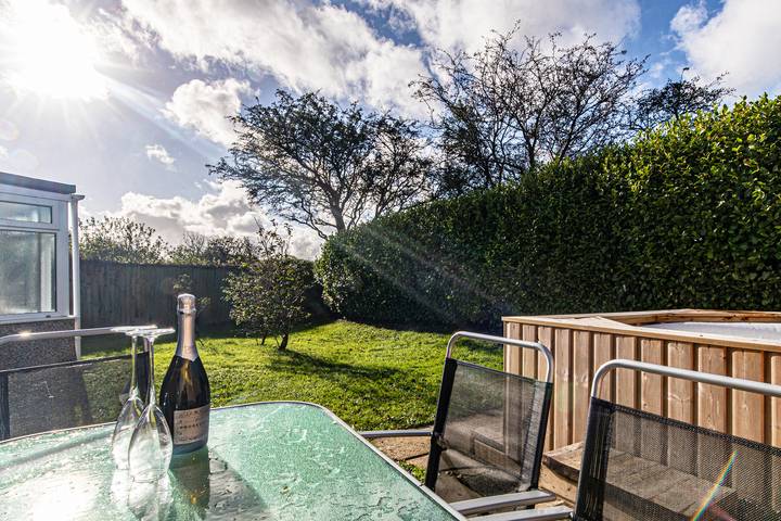 Ty Gwyn - Parking, Dog Friendly in Saundersfoot, Pembrokeshire