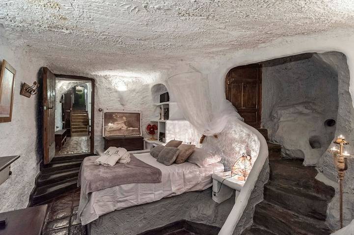 Location de vacances pour 8 personnes, avec Jacuzzi ainsi que Jardin et Sauna à Loja - 3