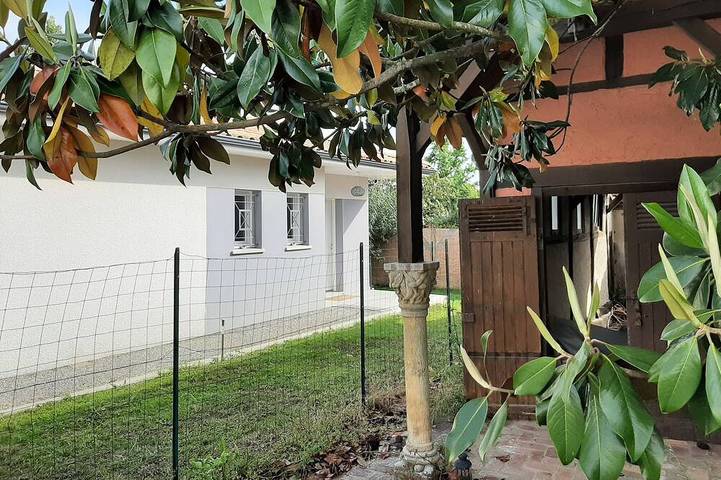 Location de vacances pour 8 personnes, avec jardin à Pontenx-les-Forges