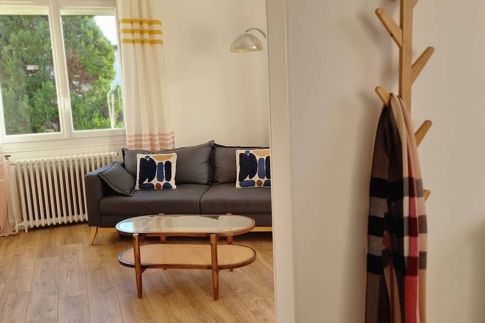 Maison Rénovée en Ville. Le Calme D'une Impasse à 5min à Pied de L'hyper Centre in Bergerac, Périgord Pourpre