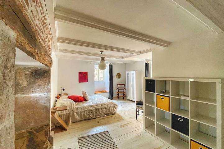 Location de vacances pour 6 personnes, avec jardin à Albas - 4