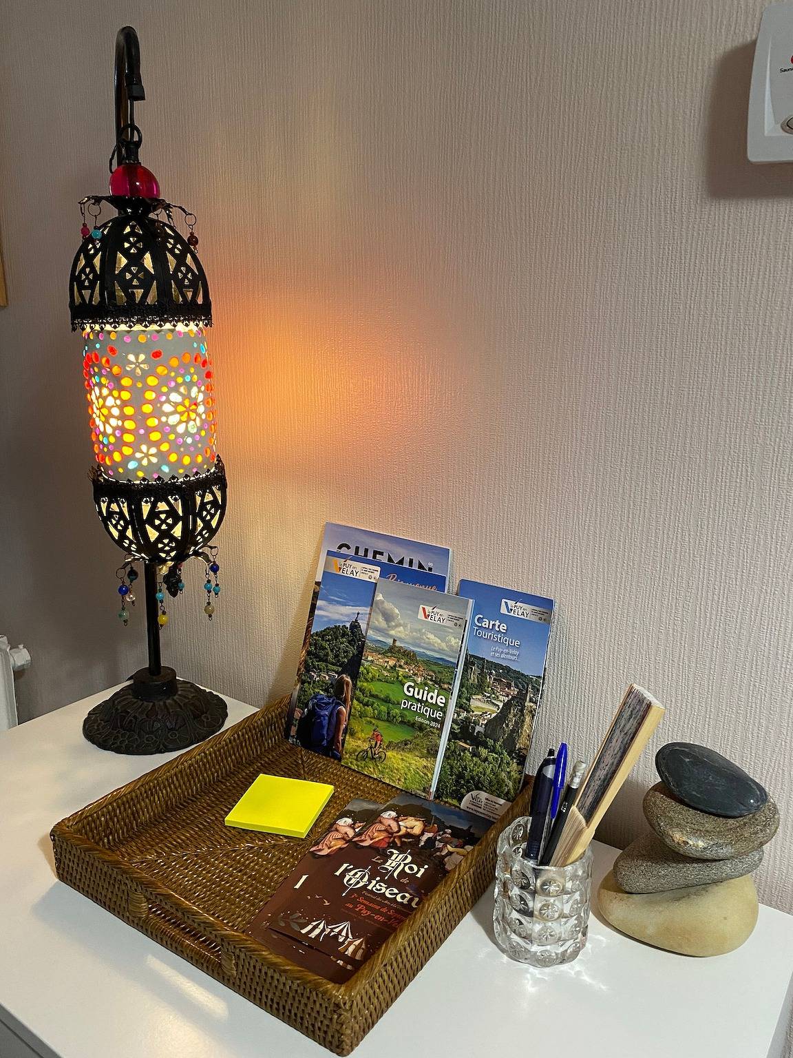 Ganze Wohnung, Appartement „La Dame Du Puy - T3“ mit Balkon in Le Puy-en-Velay, Haute-Loire