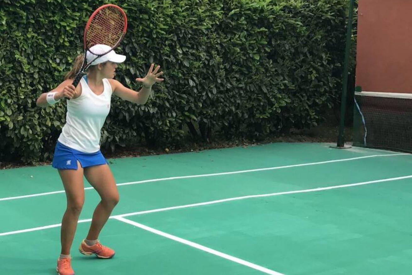Villa Luna ad Alghero: con piscina a sfioro e lussureggiante giardino in Alghero, Provincia di Sassari