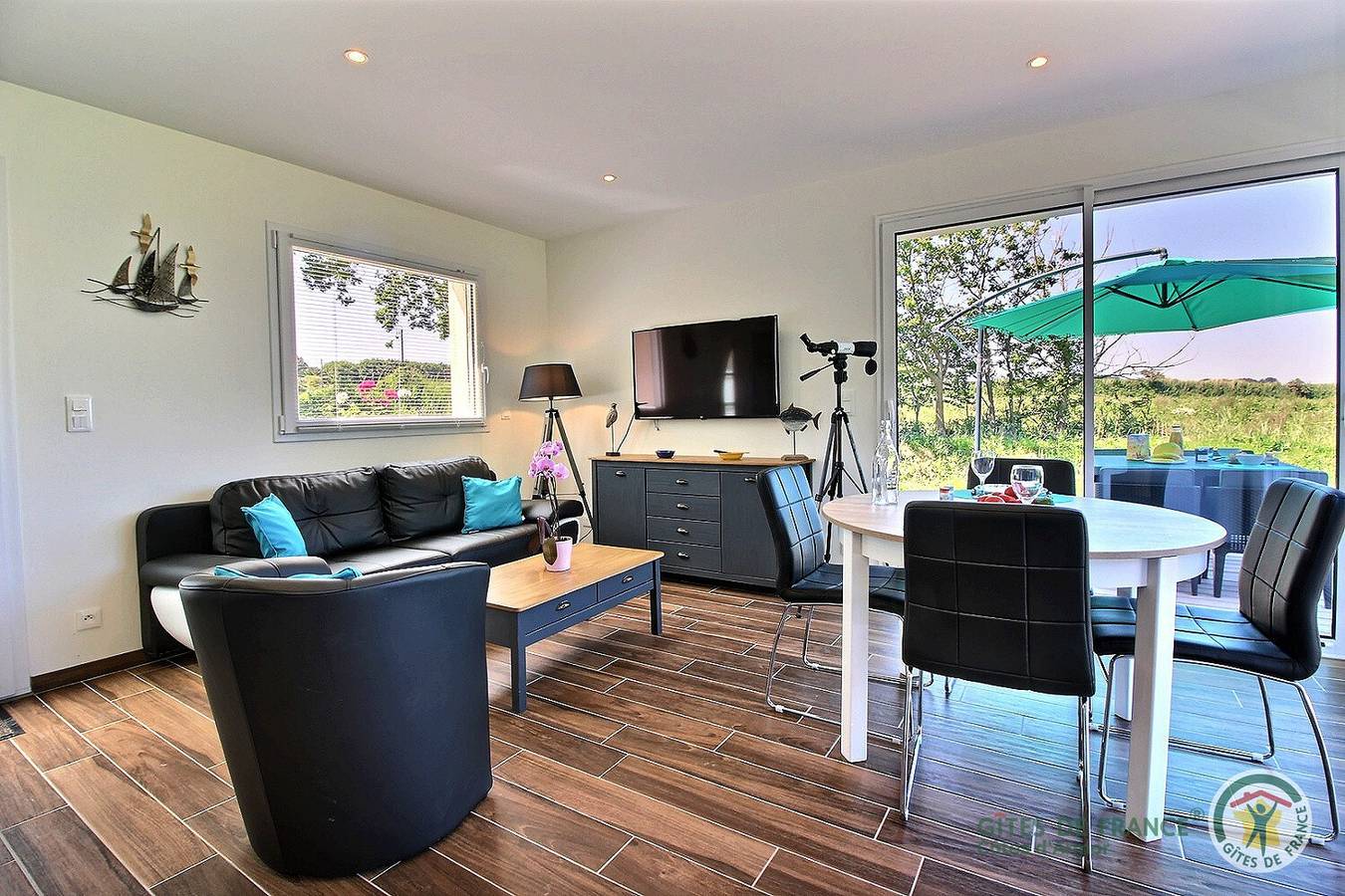 Ty Laouen in Pleubian, Costa de granito rosa