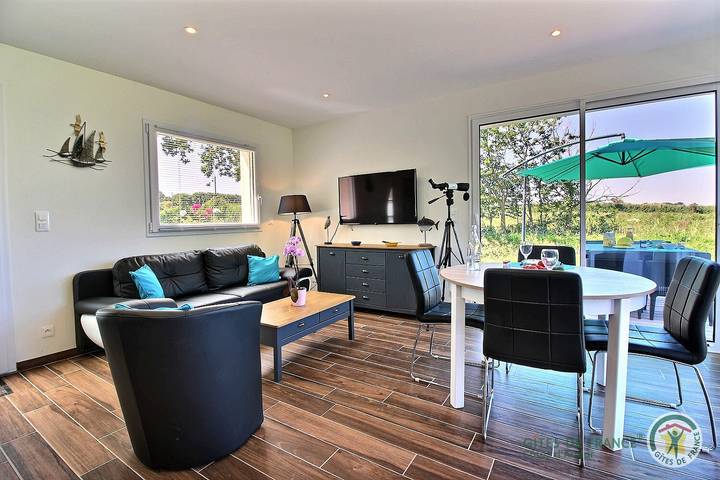 Gîte pour 2 personnes, avec jardin et terrasse à Pleubian