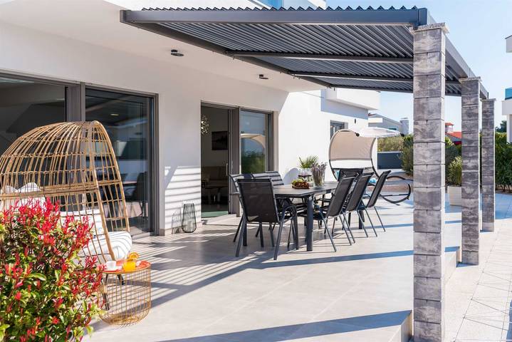 Villa pour 10 personnes, avec balcon et piscine à Šibenik - 4