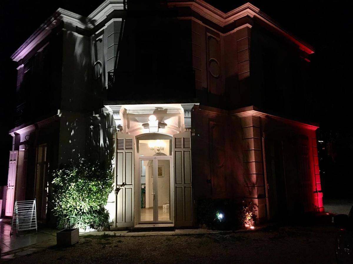 Mes nuits au château au domaine du pressoir in Pierrefeu-du-Var, Côte méditerranéenne (France)