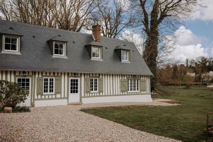 Location de vacances pour 9 personnes, avec jardin et vue, animaux acceptés à Le Bourg-Dun