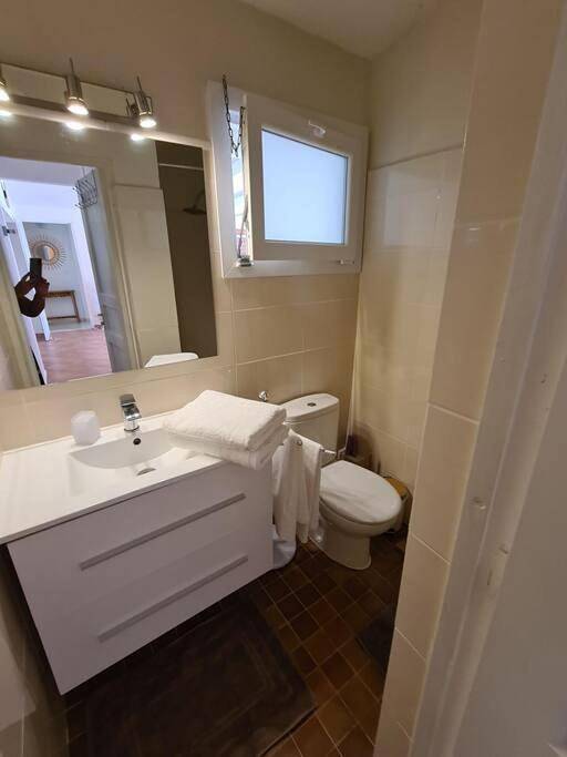 Location de vacances pour 6 personnes, avec jardin ainsi que terrasse et piscine dans Anse Tarare - 2