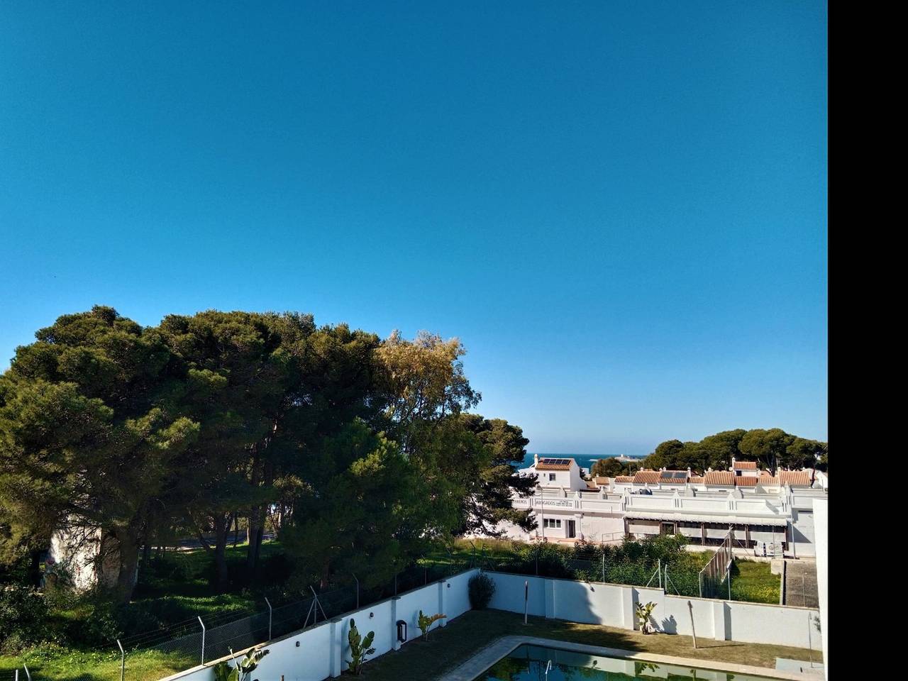 Apartamento vacacional entero, En la Atalaya, a 350 metros de la playa, piscina in Conil de la Frontera, Costa de la Luz