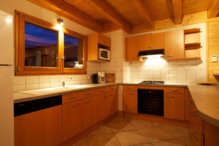 Chalet pour 10 personnes, avec sauna et jardin à Morzine - 2