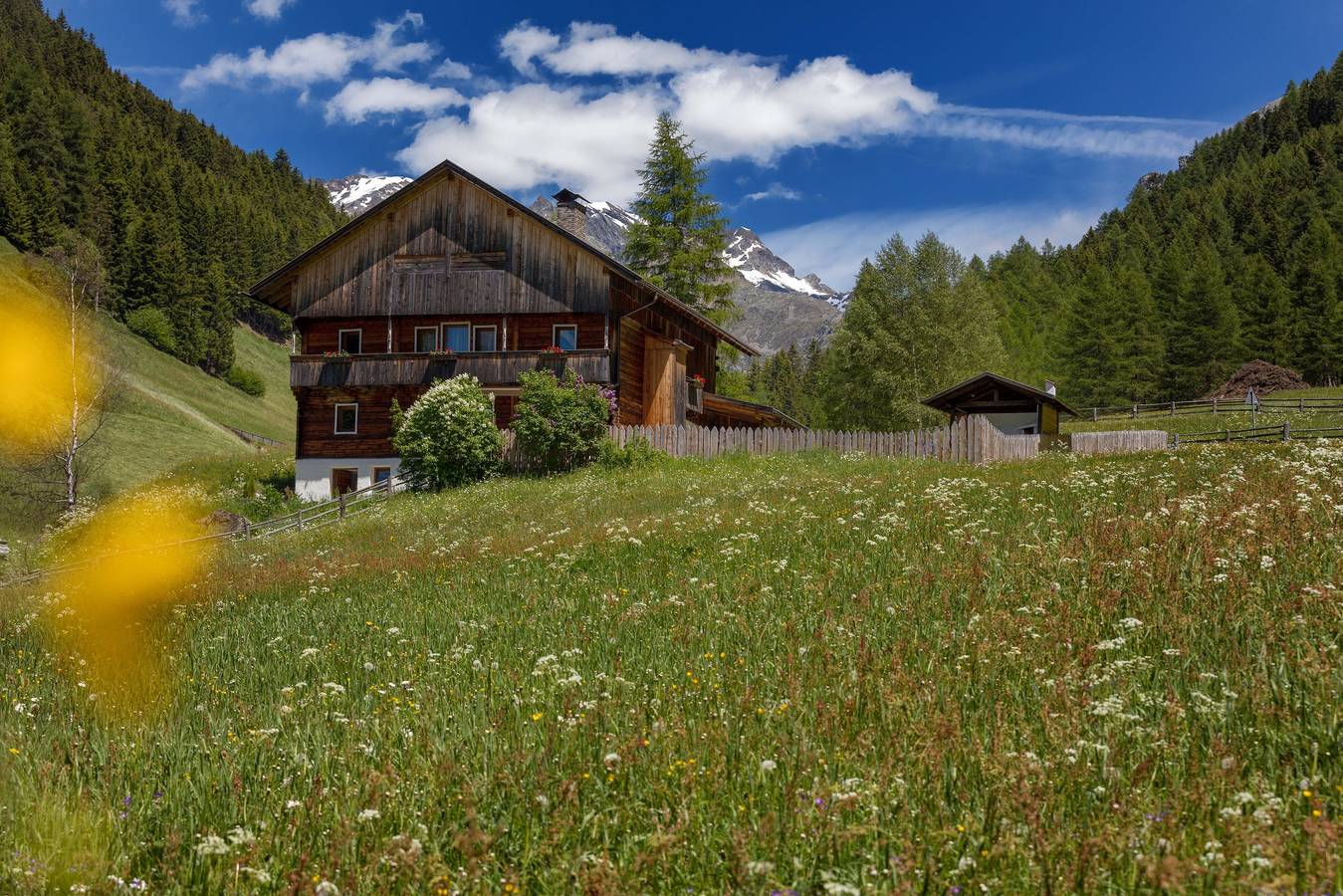 Chalet 'Kasern' with Mountain View, Private Terrace and Wi-Fi in Gais, Kronplatz