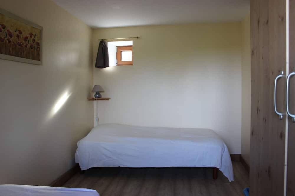 Gîte 3* au calme pour 4  proche Cluny, Tournus, Taizé, Cormatin in Champagny-sous-Uxelles, Région de Chalon-sur-Saône