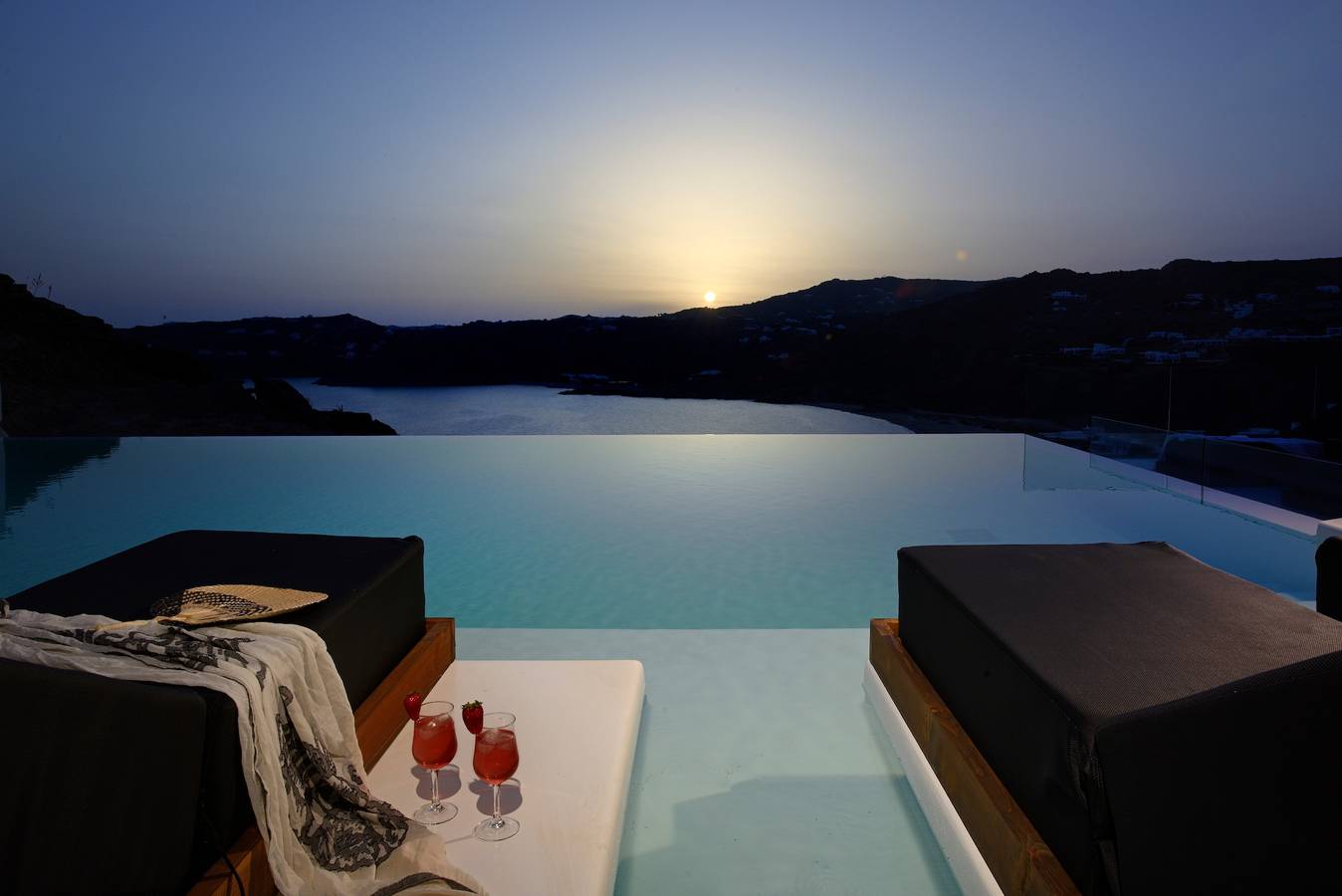 Villa Chrysta Mykonos – Family-Friendly Villa with Pool, Terrace & Sea View in Mykonos