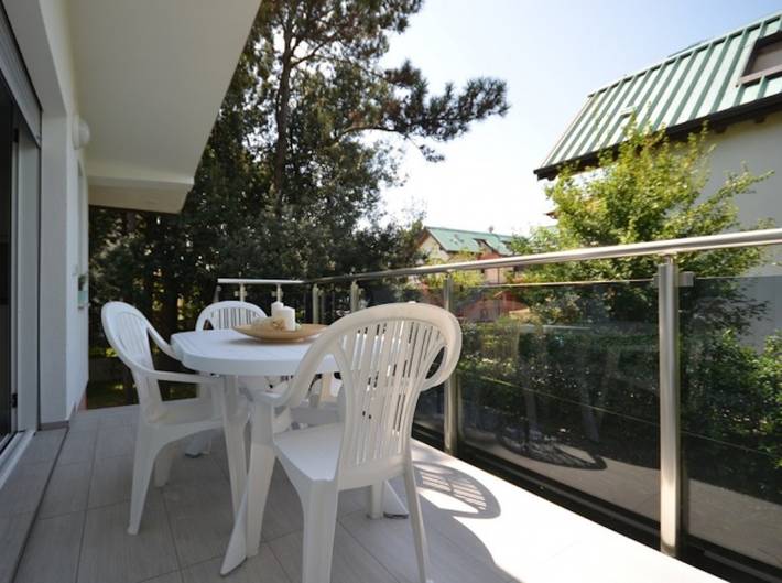 Villa per 6 persone, con panorama e balcone nonché giardino in Bibione