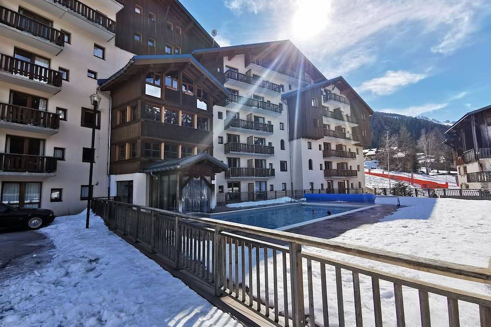 Entire apartment, Résidence La Turra, Appt 4 Personnes Avec Piscine au Pied des Pistes in Valfréjus, Modane