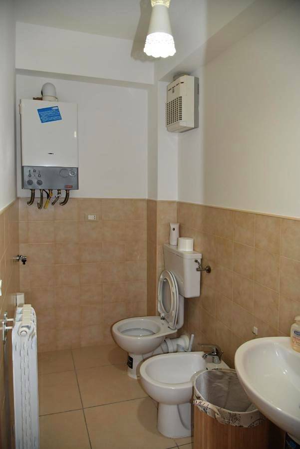 Gîte pour 5 personnes, avec jardin à Barisciano - 4