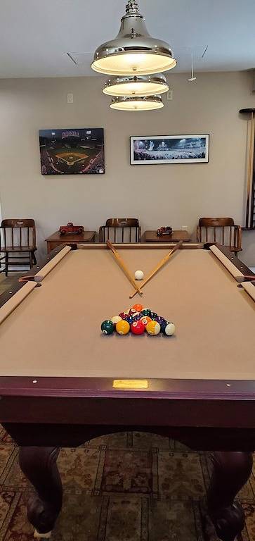 Perfekt für den Kurzurlaub in kleinen Gruppen oder für 2 Familien, die unter einem Dach bleiben möchten in Lake Elsinore, Riverside County