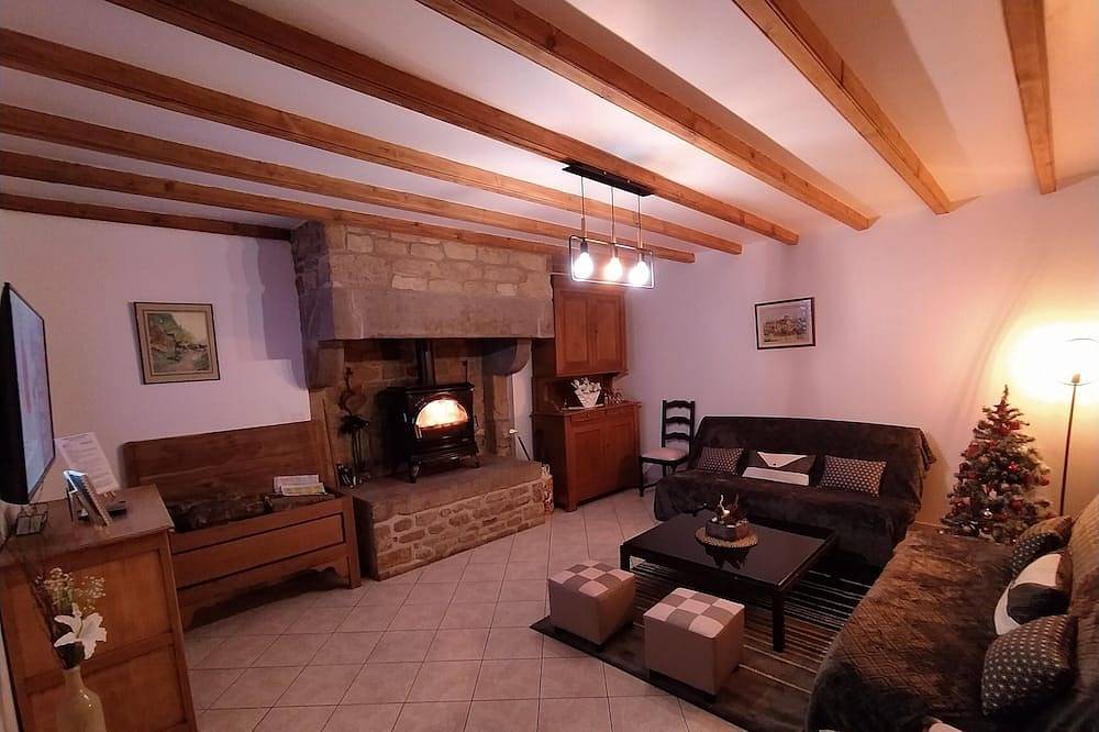 Welcome To \"La Maison Du P'Tit Fermier\" In Villedieu-Les-Poêles (Normandy) in Villedieu-les-Poêles, Côte de la Déroute