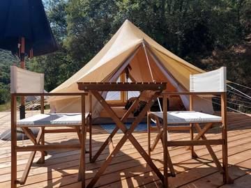 Tente pour 4 personnes, avec vue dans l' Aveyron