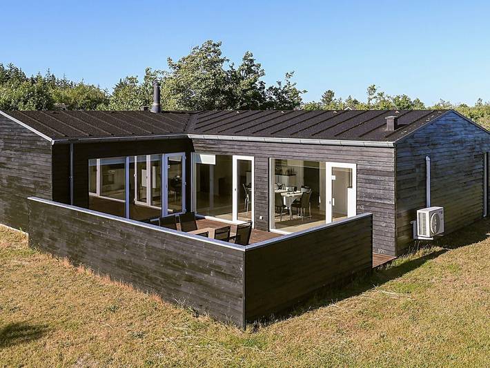 Ferienhaus für 6 Personen, mit Whirlpool und Terrasse sowie Sauna in Tranum Strand